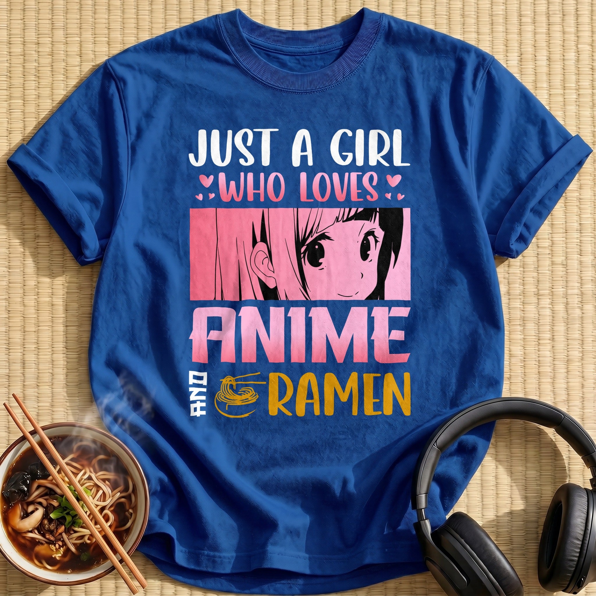 Who Loves Anime Ramen Smiling Girl - Royal